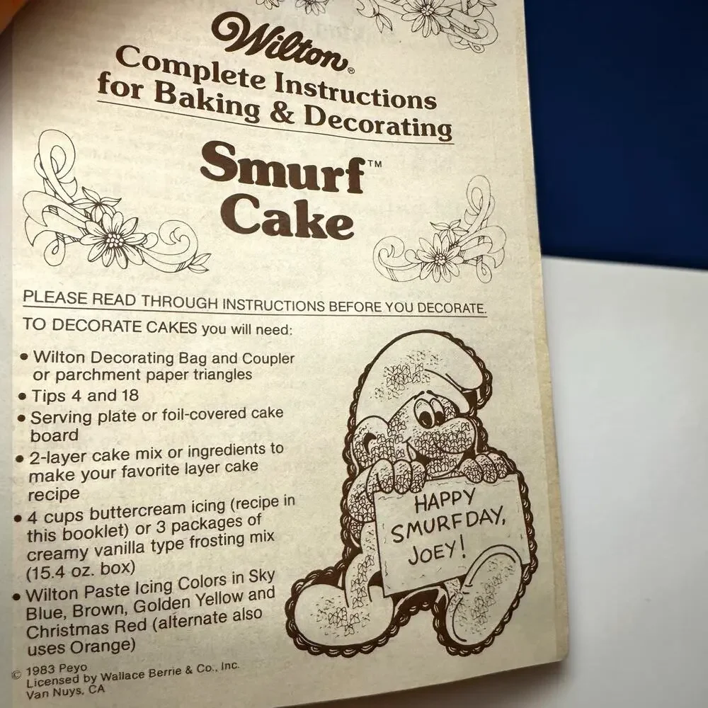 Vintage 1983 Wilton Smurf Cake Pan Holding Sign #2105-5435 Peyo Complete